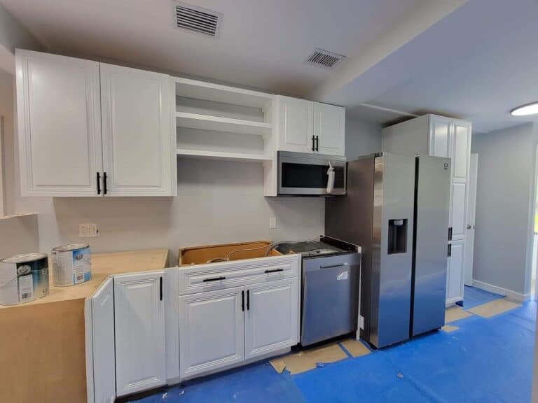 Kitchen Cabinet Painting and Refinishing